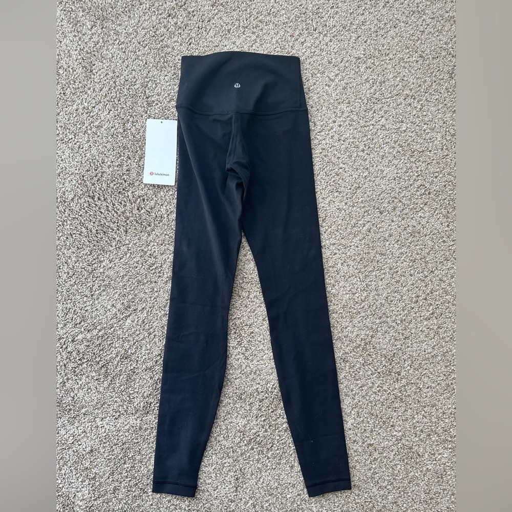 Brand New Lulu Lemon leggings size 2💛